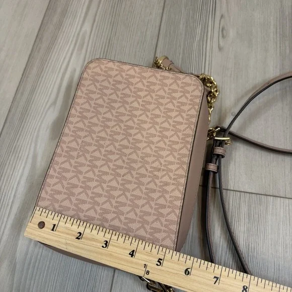 MICHAEL KORS Ginny Jet Set Medium Logo Camera Box Purse Crossbody Bag 32F8GF5M2B